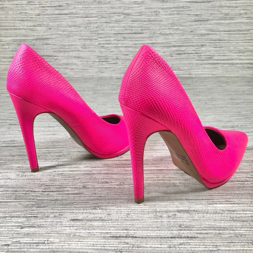 Womens size 6.5 Pump Stiletto - Picture 12 of 12